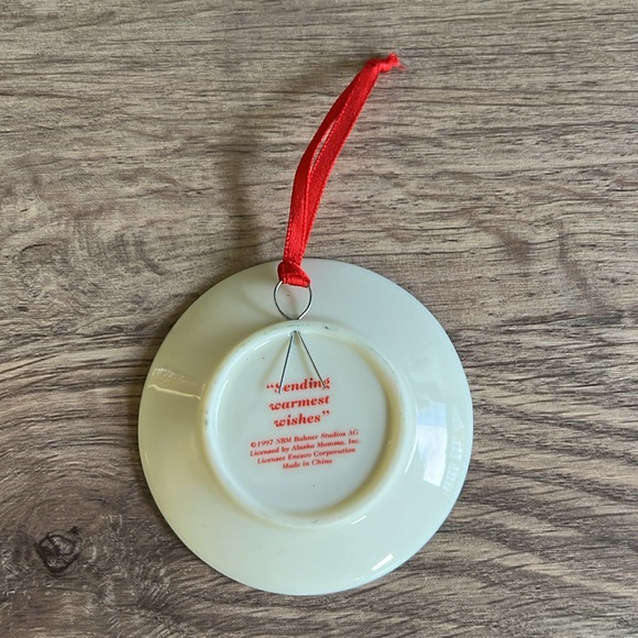 1997 Pretty as a Picture Porcelain Mini Plate Ornament “Sending Warmest Wishes" - Picture 4 of 5